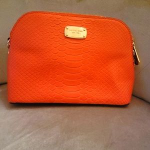 Michael Kors Cross Body with wallet